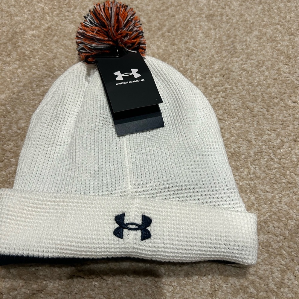 Auburn University Under Armour Cream and Navy Beanie Unisex/one size